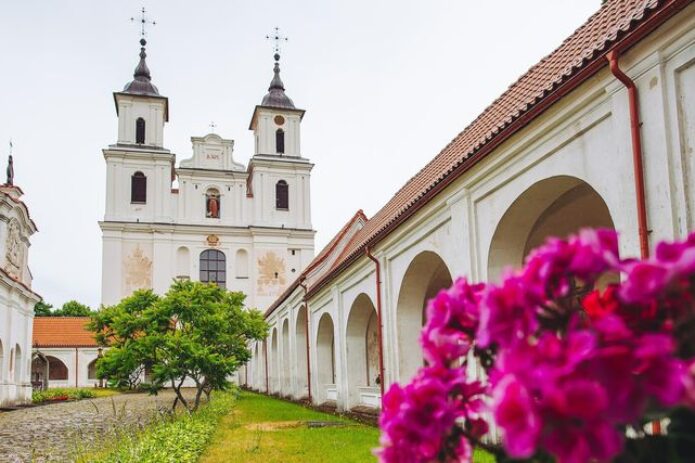 Stebuklingoji Šiluva, įspūdingi vienuolynų ansambliai ir kulinarinis paveldas!